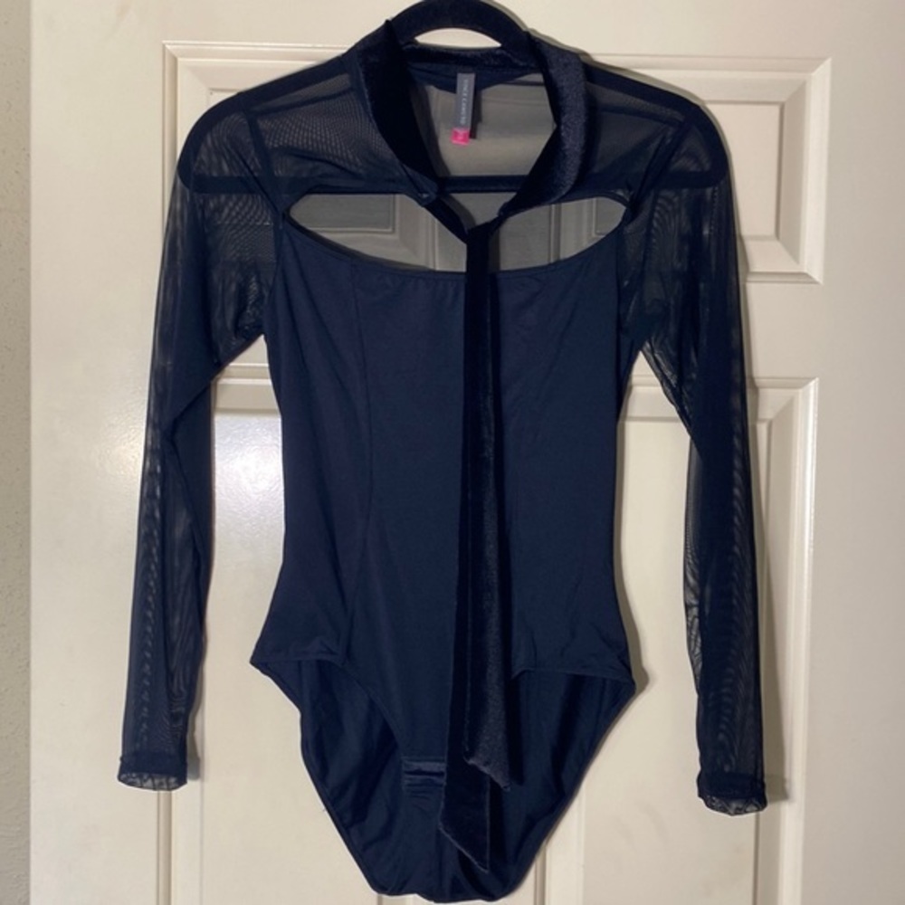 Vince Camuto body suit woman’s‎ S/P